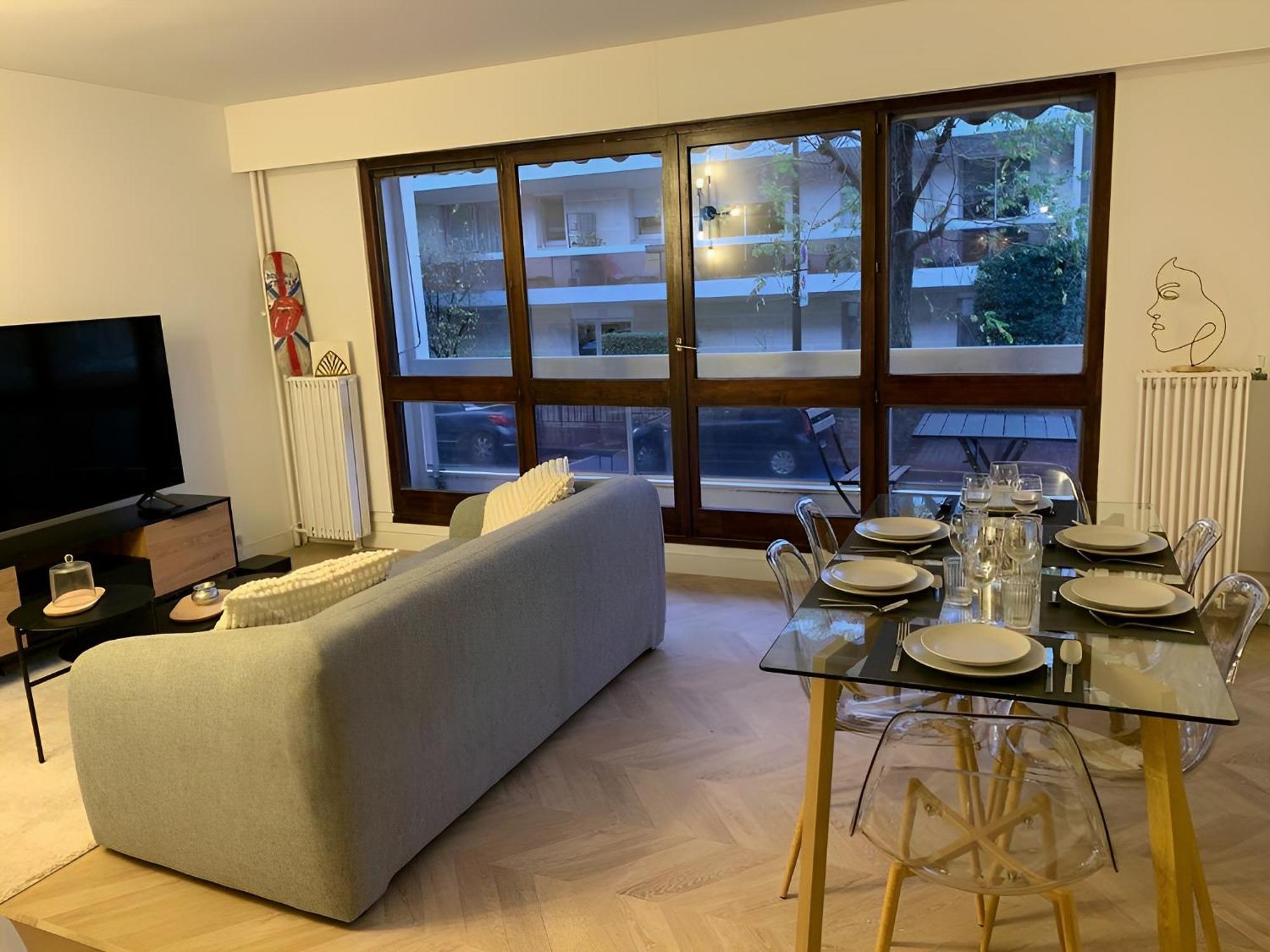 Magnifique Appartement, 3 Min De Paris 勒瓦卢瓦-佩雷 外观 照片